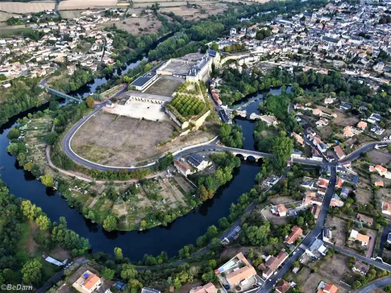 Thouars